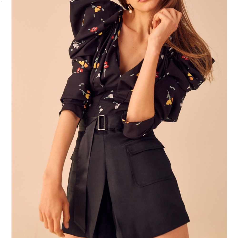 New!! C/Meo collective follower top - Picture 3 of 9